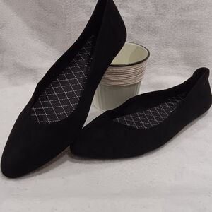 Kelly and Katie  black flats , size 8,  EUC